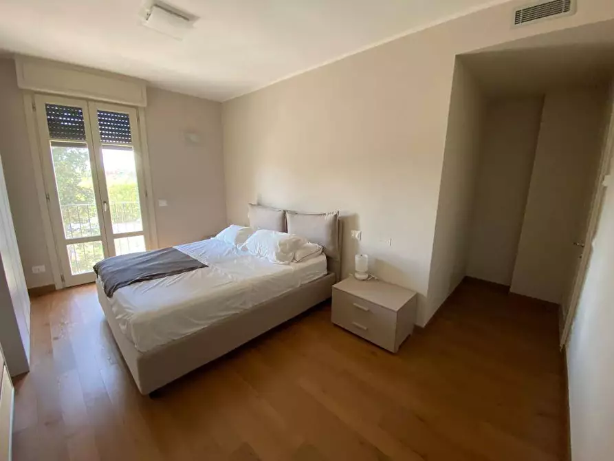 Immagine 13 di Appartamento in affitto  in via delle cascine a Pisa