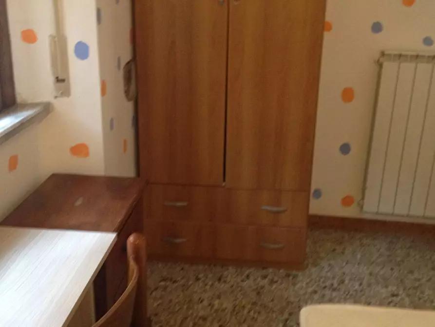 Immagine 3 di Camera in affitto  in Via Borgo Stretto 15 a Pisa