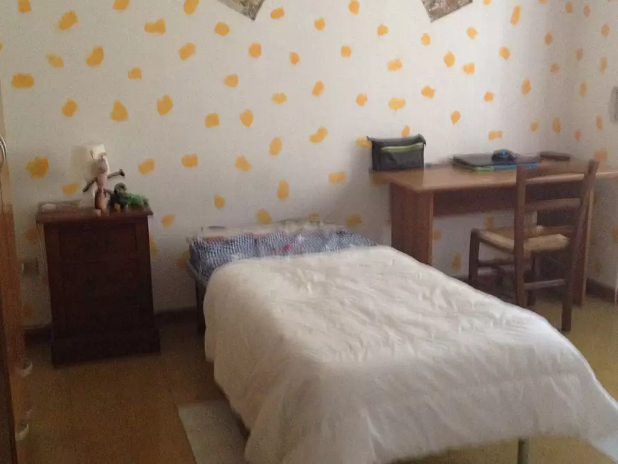 Immagine 10 di Camera in affitto  in Via Borgo Stretto 15 a Pisa