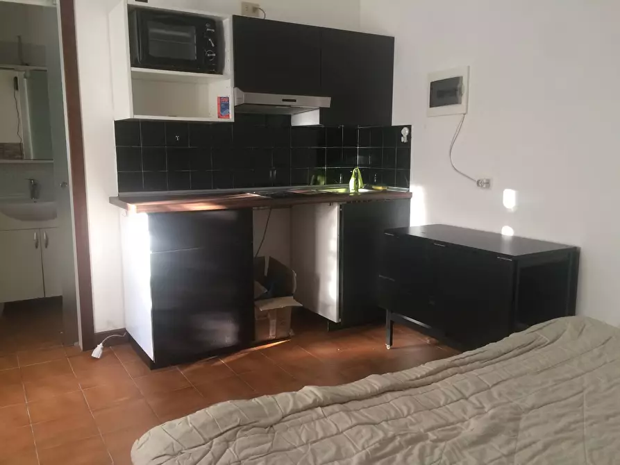 Immagine 8 di Casa indipendente in affitto  in Via Tommaso Rook a Pisa