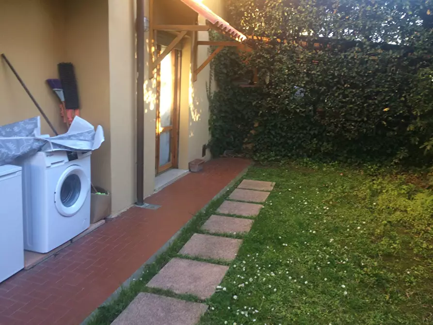 Immagine 13 di Casa indipendente in affitto  in Via Tommaso Rook a Pisa
