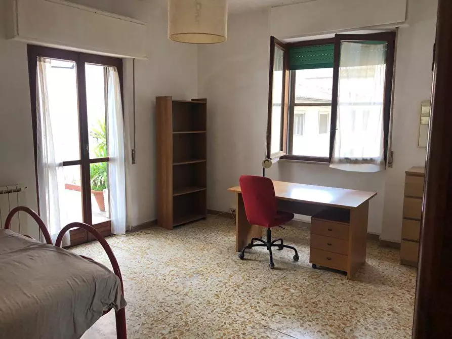 Immagine 5 di Camera in affitto  in Via Giuseppe Garibaldi a Pisa