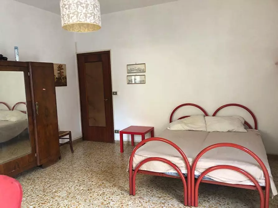 Immagine 7 di Camera in affitto  in Via Giuseppe Garibaldi a Pisa