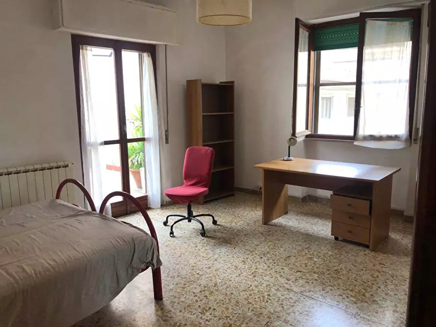 Immagine 9 di Camera in affitto  in Via Giuseppe Garibaldi a Pisa