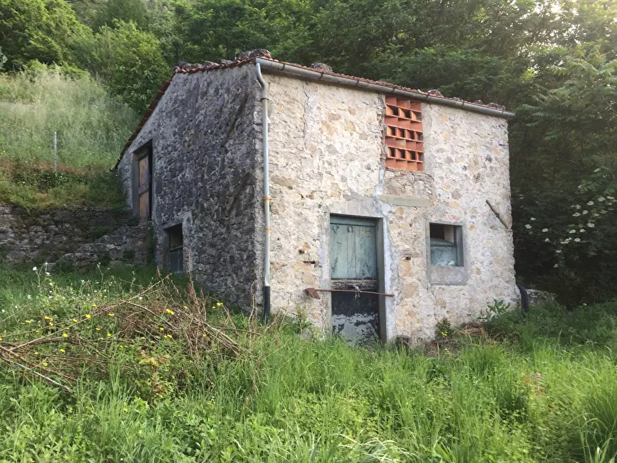 Immagine 13 di Casa indipendente in vendita  in san cassiano a Bagni Di Lucca