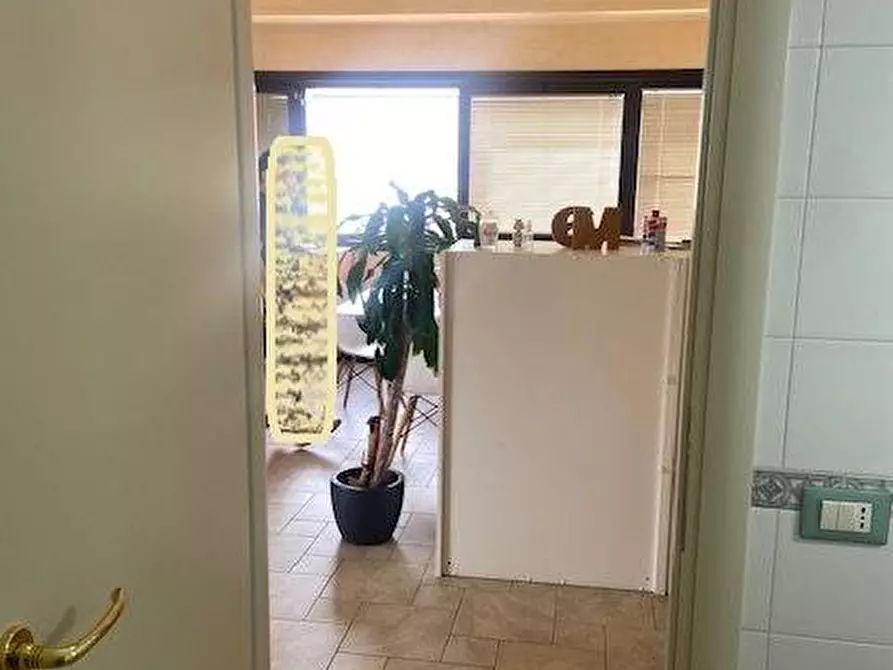 Immagine 3 di Ufficio in affitto  in Via Fabio Filzi 25 a Livorno