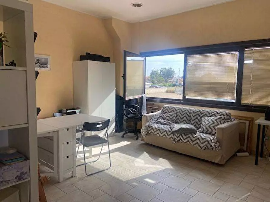 Immagine 2 di Ufficio in affitto  in Via Fabio Filzi 25 a Livorno