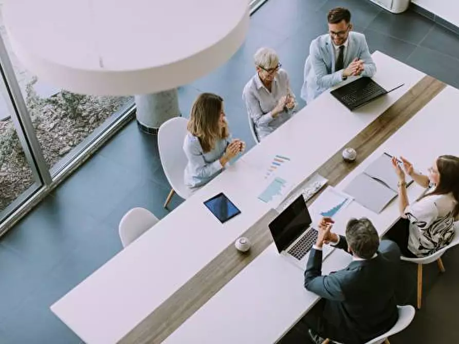 Immagine 3 di Ufficio in vendita  in via Aurelia a Pietrasanta