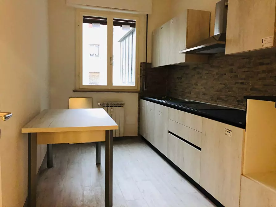 Immagine 2 di Camera in affitto  in via catalani a Pisa