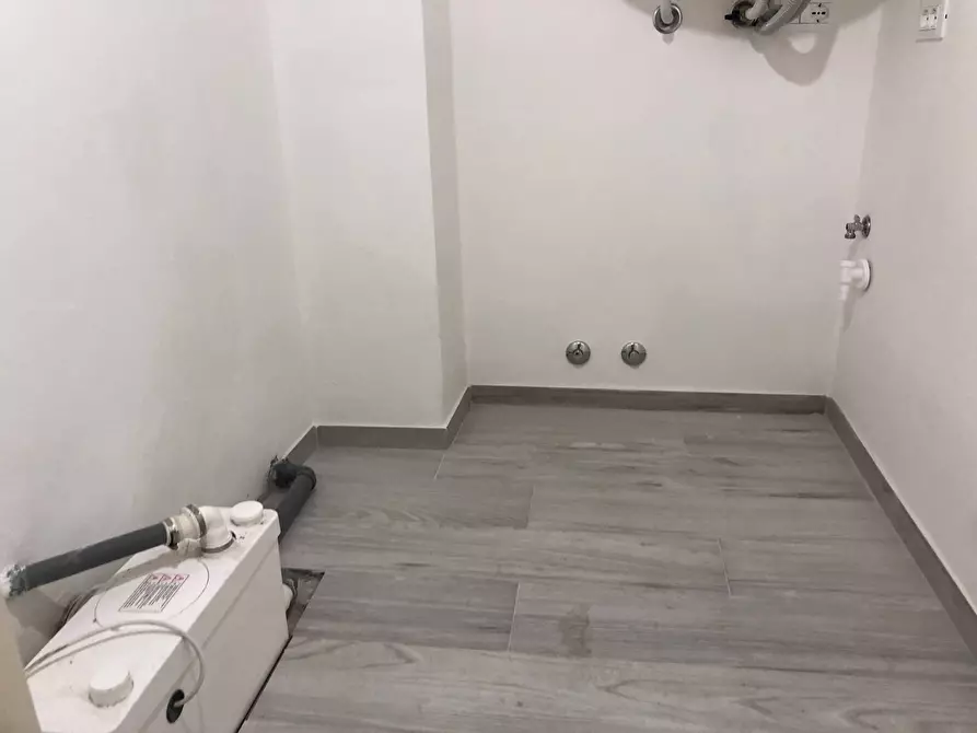 Immagine 12 di Camera in affitto  in via catalani a Pisa