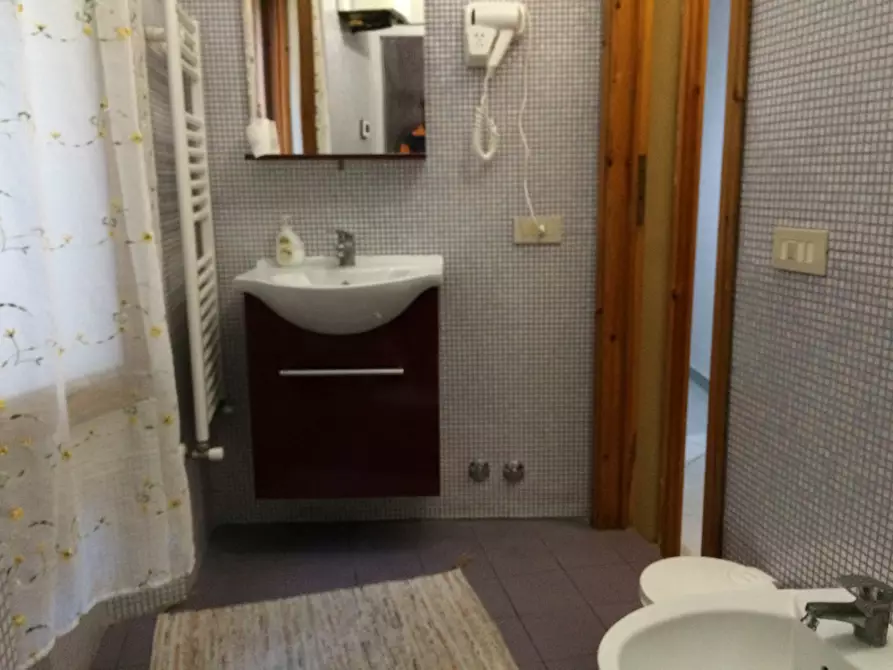 Immagine 3 di Appartamento in vendita  in Via Borgo Stretto a Pisa