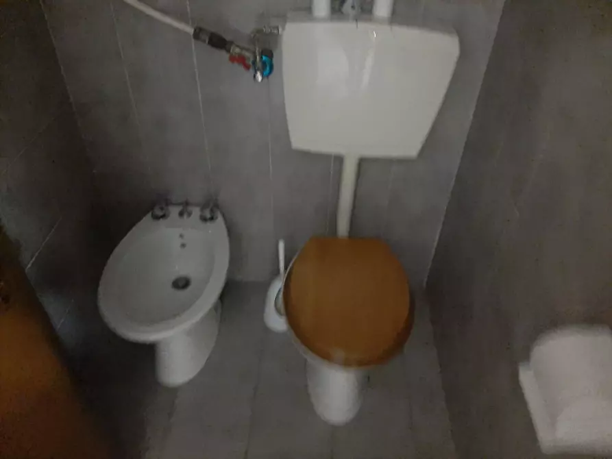 Immagine 11 di Ufficio in affitto  in via tosco romagnola a Cascina