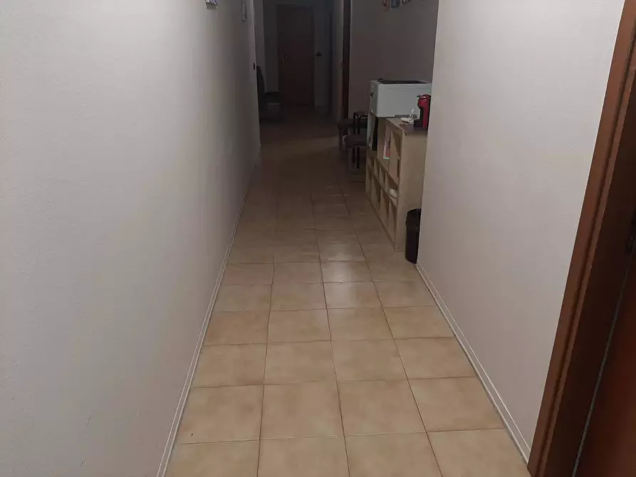 Immagine 12 di Ufficio in affitto  in via tosco romagnola a Cascina