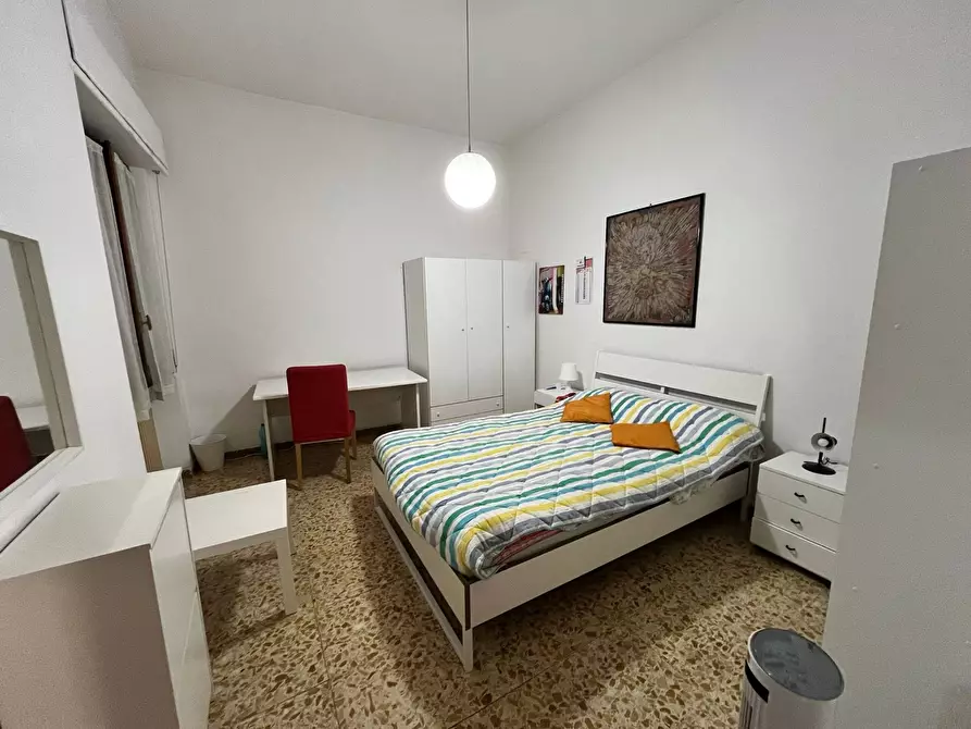 Immagine 3 di Camera in affitto  in Via Giuseppe Garibaldi a Pisa