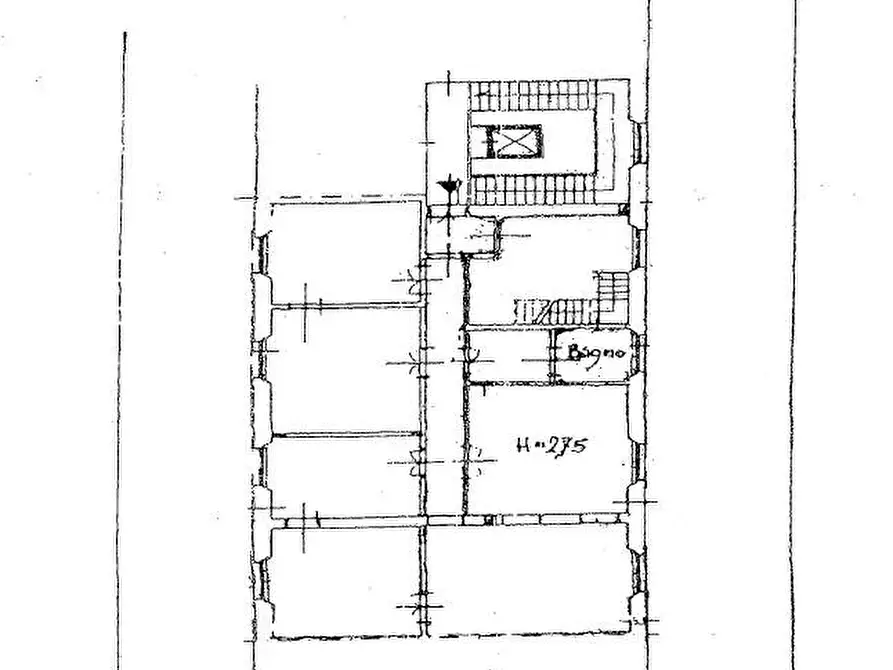 Immagine 19 di Appartamento in vendita  in Piazza Cavour a Livorno