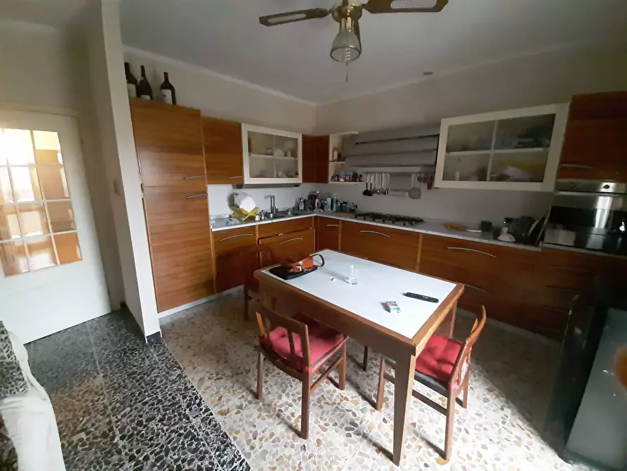 Immagine 1 di Appartamento in vendita  in via lucchese a Pisa