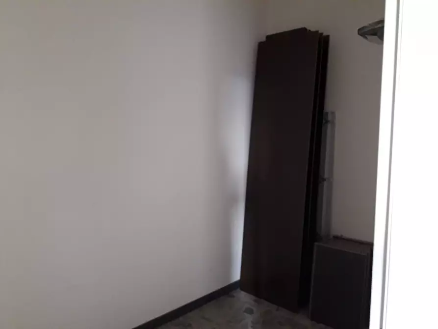 Immagine 4 di Ufficio in vendita  in toscoromagnola 184 a Cascina