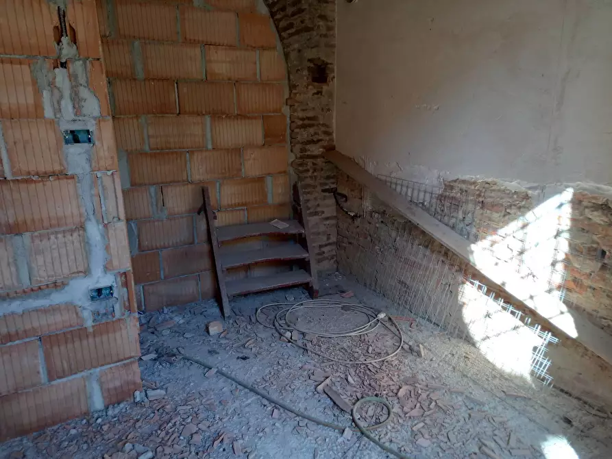 Immagine 8 di Appartamento in vendita  in Via Scacciapolli 1 a Collesalvetti