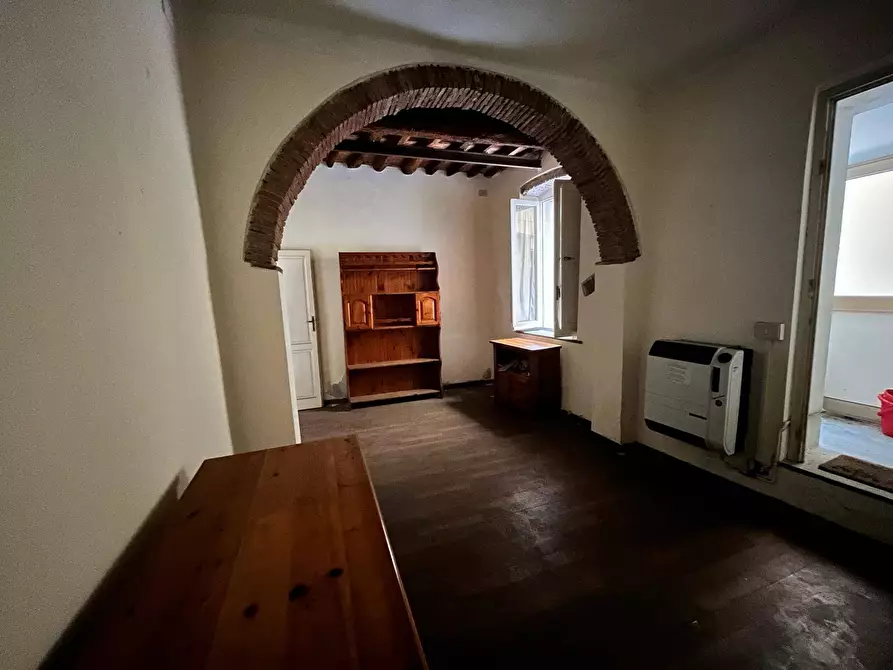 Immagine 4 di Magazzino in affitto  in Via Santa Marta a Pisa