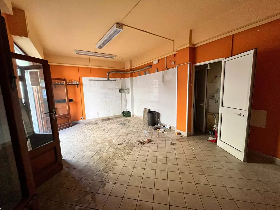 Immagine 9 di Attività commerciale in vendita  in Via Filippo Corridoni 46 a Pisa