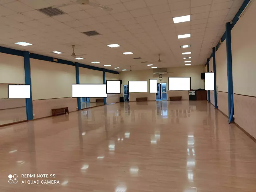 Immagine 13 di Attività commerciale in vendita  in Via Aurelio Nicolodi 12 a Livorno