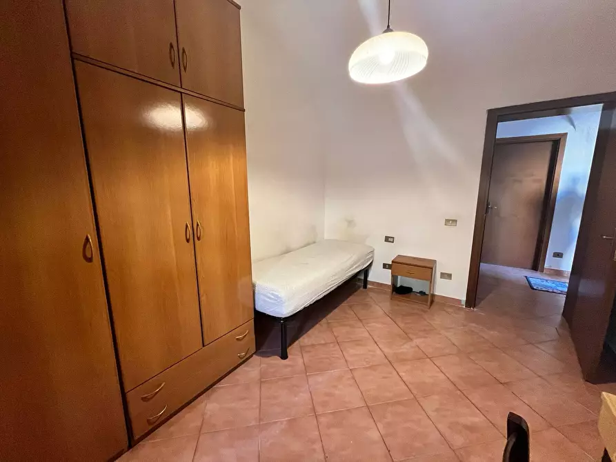 Immagine 2 di Camera in affitto  in Via Tommaso Rook 1 a Pisa