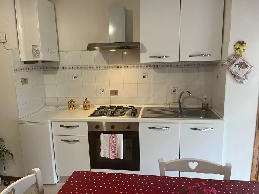 Immagine 2 di Appartamento in affitto  in via paolo vi a Pisa