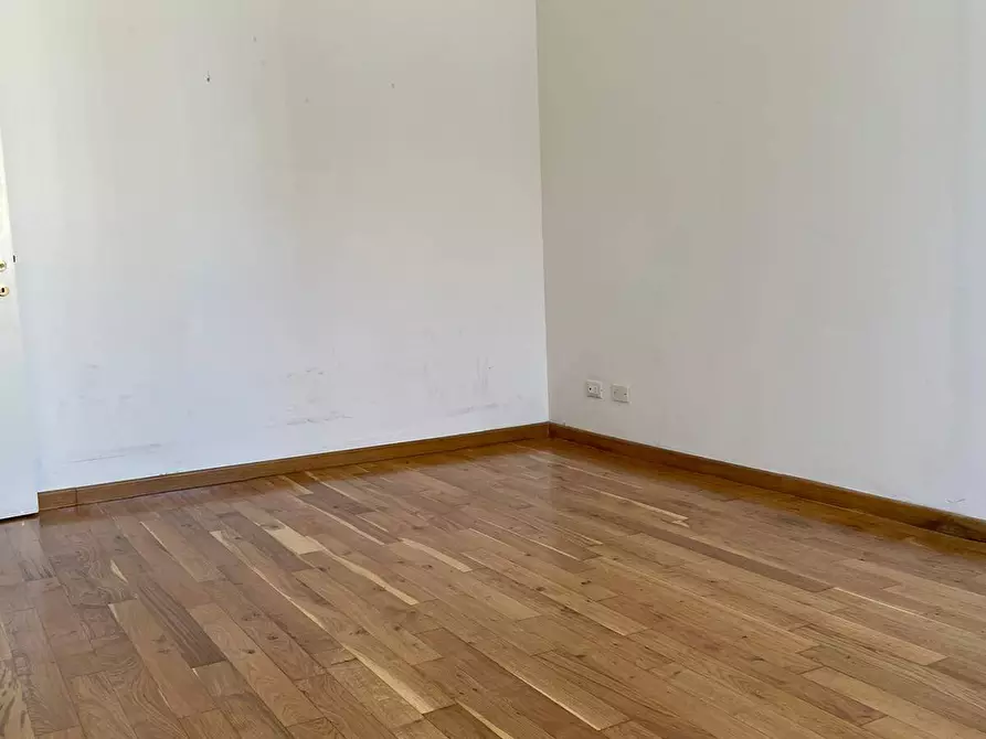 Immagine 3 di Ufficio in affitto  in Via Ricasoli 5 a Livorno