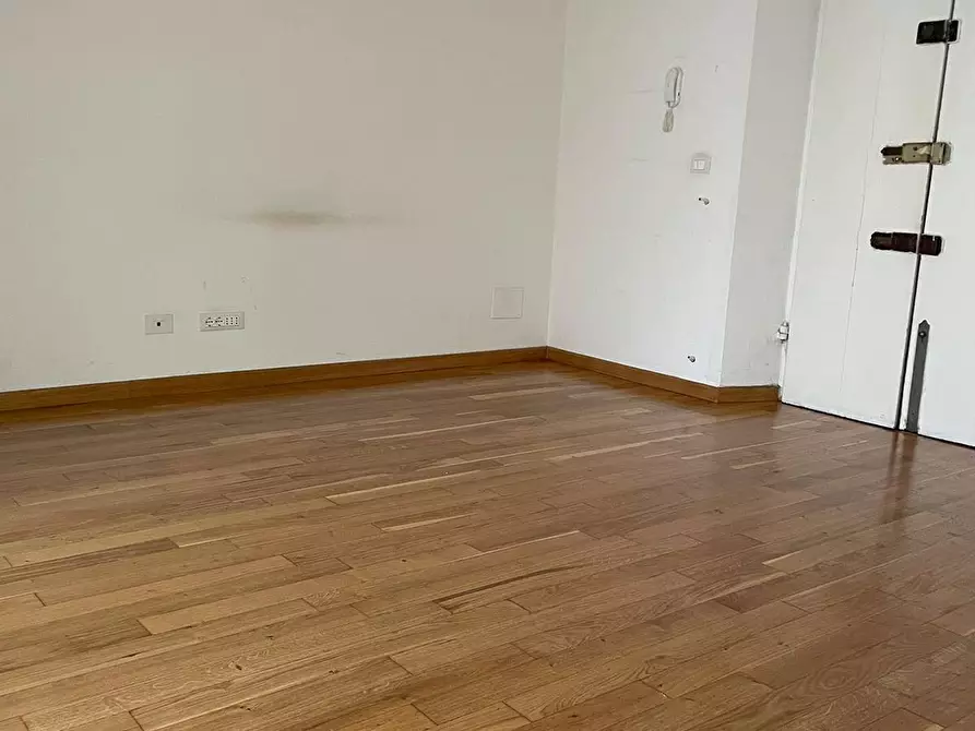 Immagine 5 di Ufficio in affitto  in Via Ricasoli 5 a Livorno