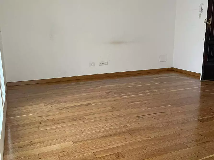 Immagine 6 di Ufficio in affitto  in Via Ricasoli 5 a Livorno