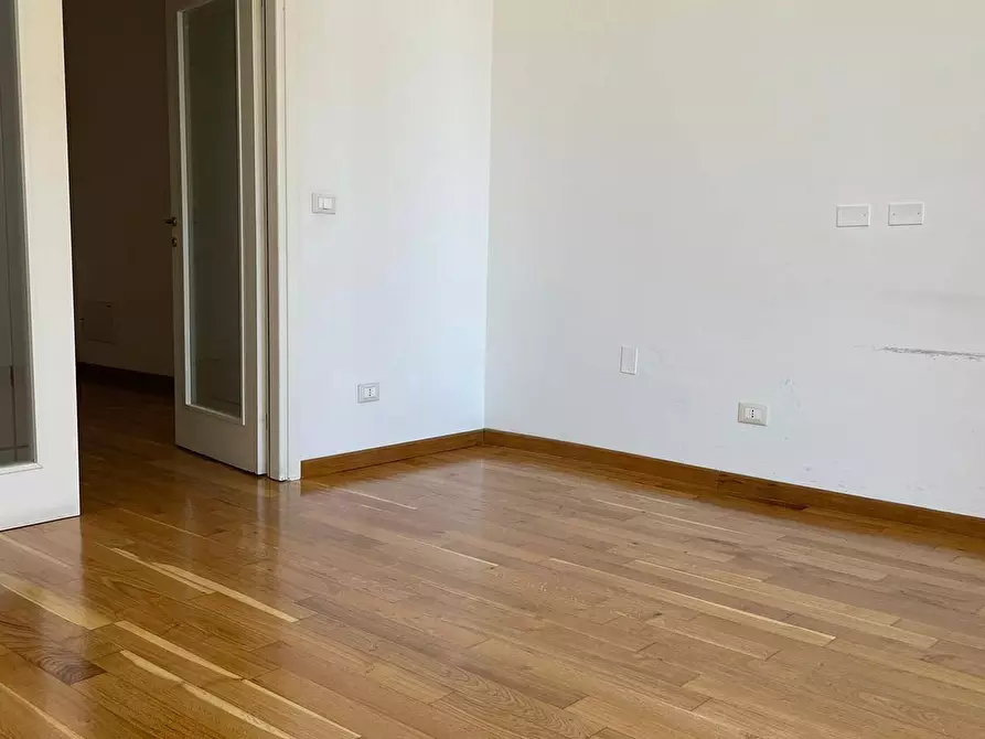 Immagine 11 di Ufficio in affitto  in Via Ricasoli 5 a Livorno