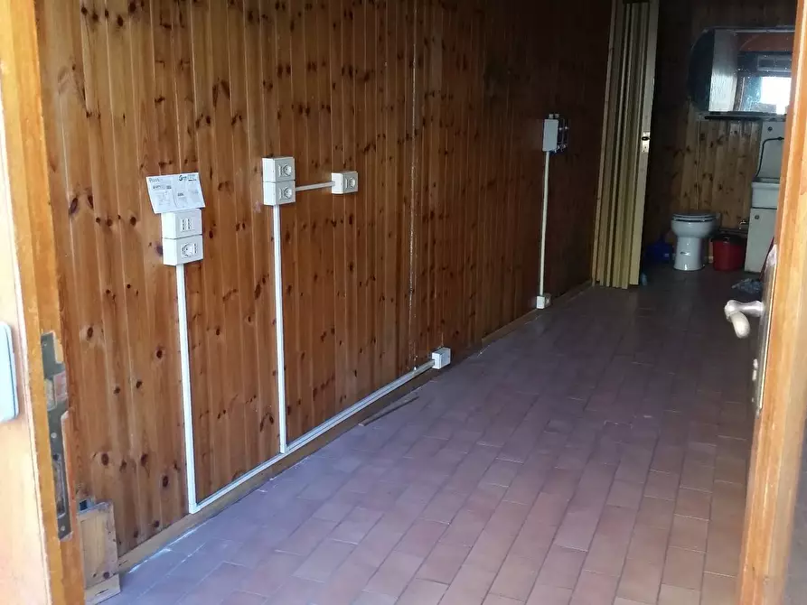 Immagine 2 di Attività commerciale in vendita  in Lungarno Mediceo a Pisa