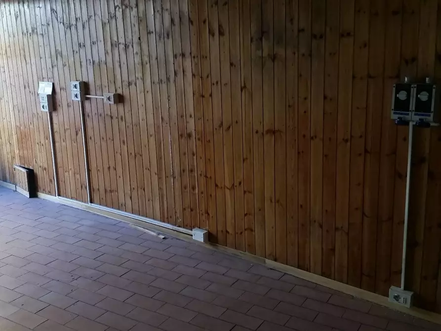 Immagine 4 di Attività commerciale in vendita  in Lungarno Mediceo a Pisa