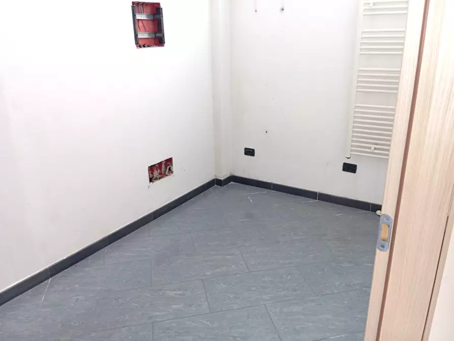 Immagine 9 di Attività commerciale in affitto  in Via Italo Bargagna 1 a Pisa