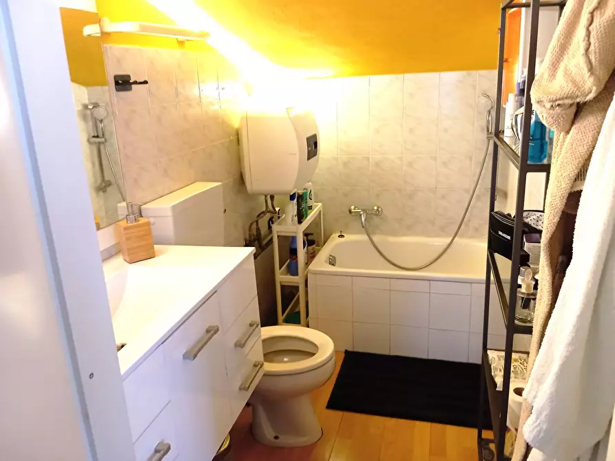 Immagine 10 di Appartamento in vendita  in Via Carlo Matteucci 34 a Pisa