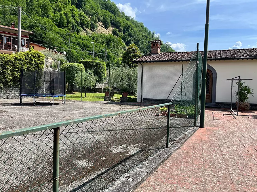 Immagine 8 di Villetta a schiera in vendita  in via di lima 1 a Bagni Di Lucca