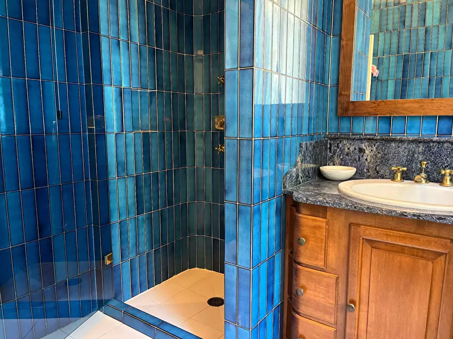 Immagine 30 di Villetta a schiera in vendita  in via di lima 1 a Bagni Di Lucca