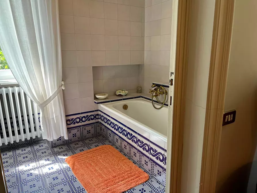 Immagine 33 di Villetta a schiera in vendita  in via di lima 1 a Bagni Di Lucca