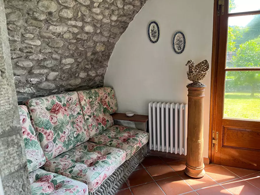 Immagine 53 di Villetta a schiera in vendita  in via di lima 1 a Bagni Di Lucca