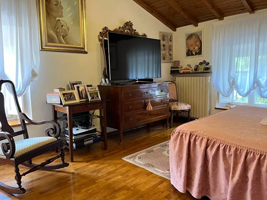 Immagine 69 di Villetta a schiera in vendita  in via di lima 1 a Bagni Di Lucca