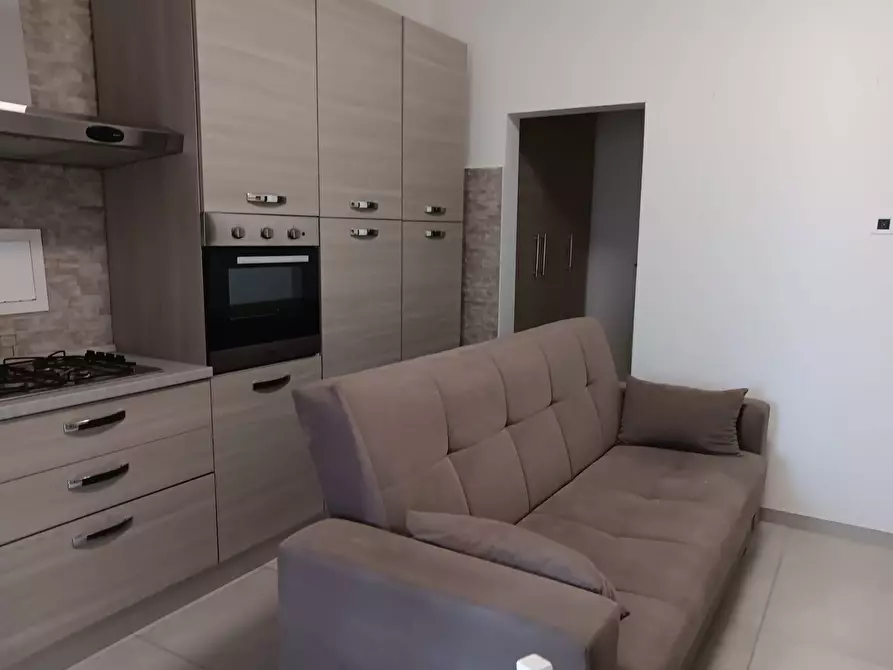 Immagine 3 di Appartamento in vendita  in P.zza XI Maggio 1 a Livorno