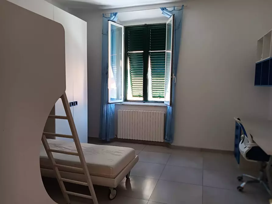 Immagine 13 di Appartamento in vendita  in P.zza XI Maggio 1 a Livorno