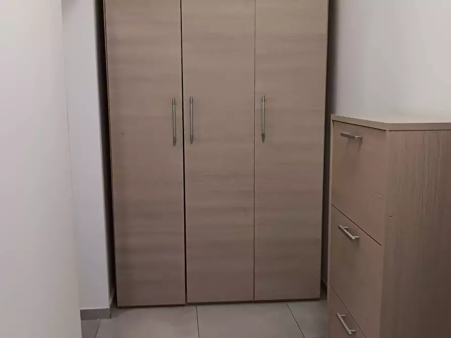 Immagine 8 di Appartamento in vendita  in P.zza XI Maggio 1 a Livorno