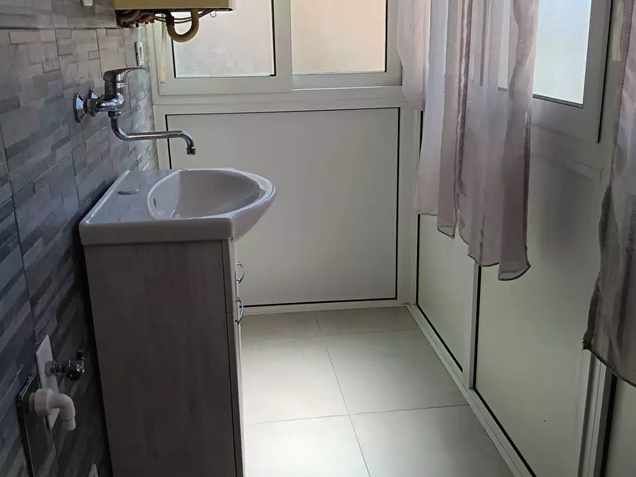 Immagine 15 di Appartamento in vendita  in P.zza XI Maggio 1 a Livorno