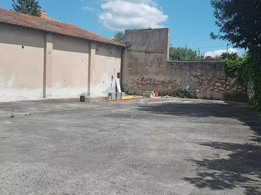 Immagine 23 di Attività commerciale in vendita  in Via Giosue' Carducci 6 a Pisa