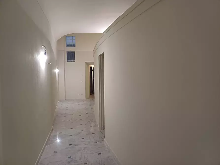 Immagine 5 di Appartamento in vendita  in piazza garibaldi - a Pisa