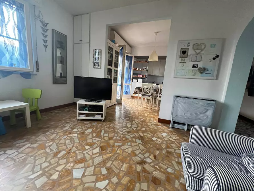 Immagine 3 di Appartamento in vendita  in Via Degli Oleandri a Pisa