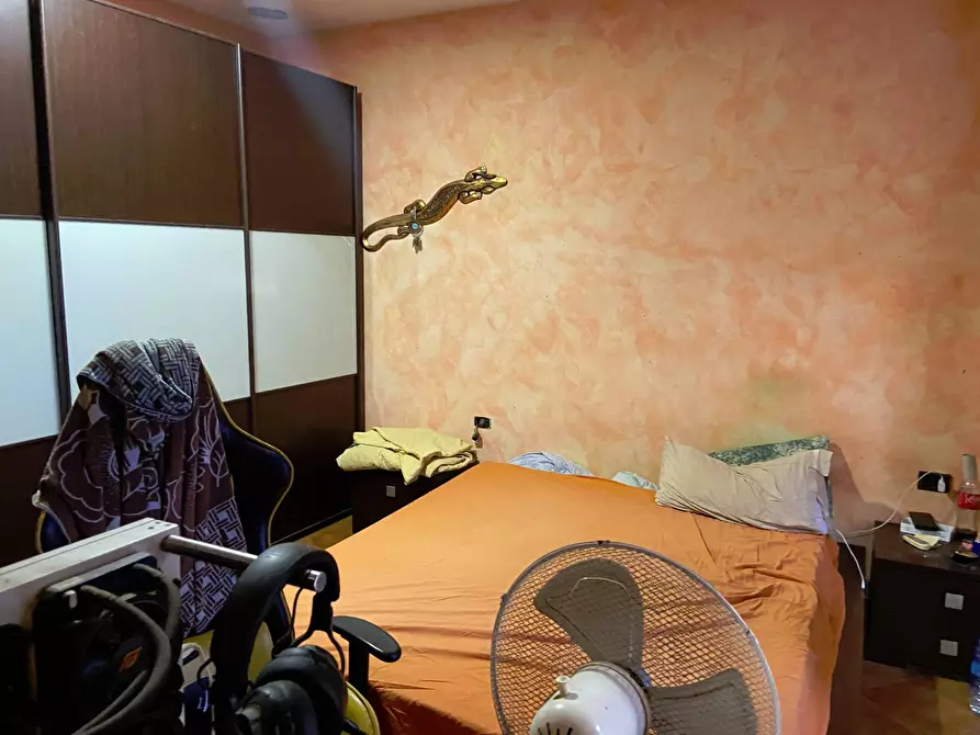 Immagine 15 di Casa indipendente in vendita  in Piazza Santi Pietro E Paolo 11 a Livorno