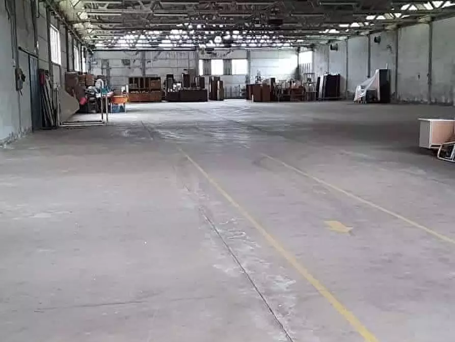 Immagine 8 di Attività commerciale in vendita  in via vicarese 56 a Calcinaia