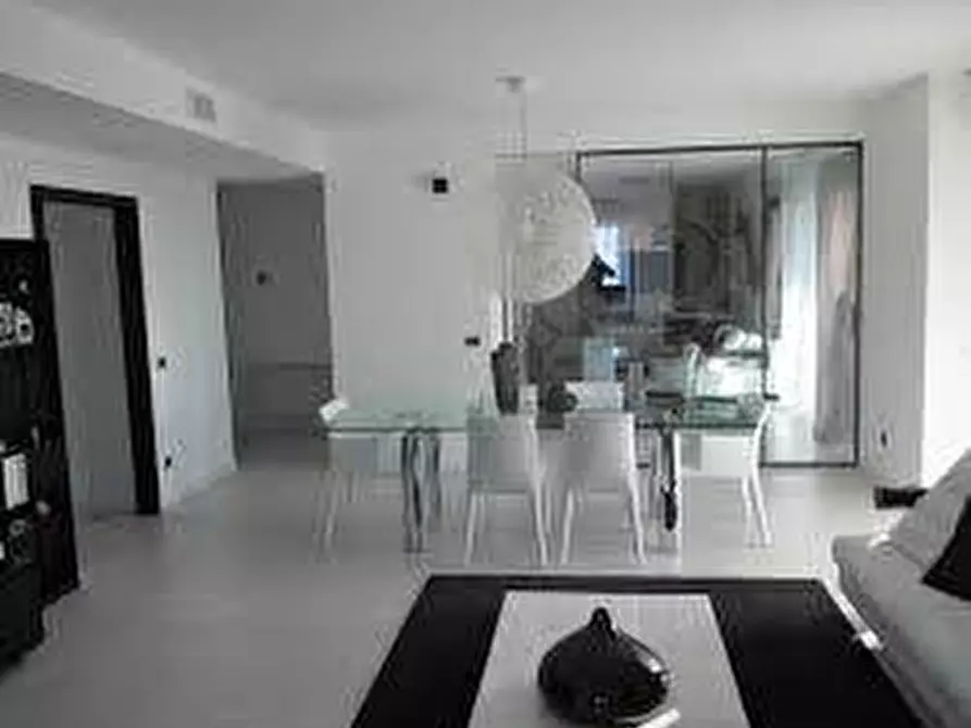 Immagine 11 di Appartamento in vendita  in Via Di Padule a Pisa